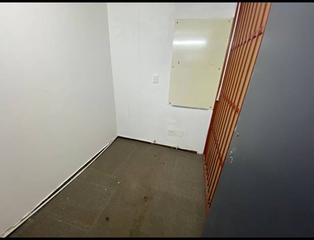 314M² WAREHOUSE TO LET IN SUNNYROCK